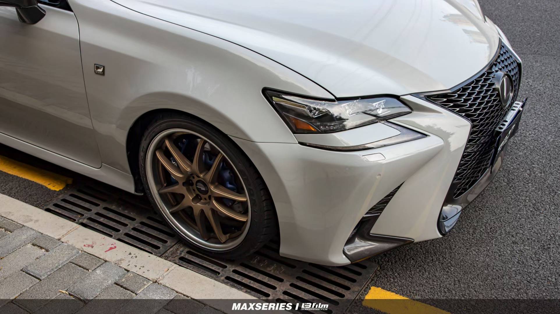 雷克萨斯gs300 f-lb改色膜原厂漆哑灰,你要的高级灰来了_搜狐汽车