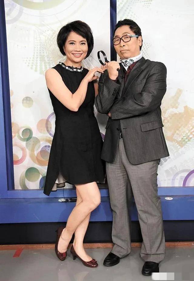 中视,曾经两人在中视主持《网络酸辣汤》,收视不错,后由黄智贤接手