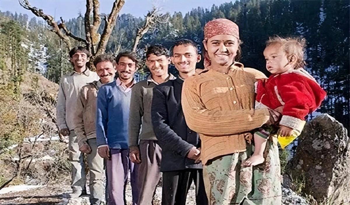 尼泊尔部分地区的"一妻多夫制",女性最多可以嫁给5名男子_家庭_兄弟