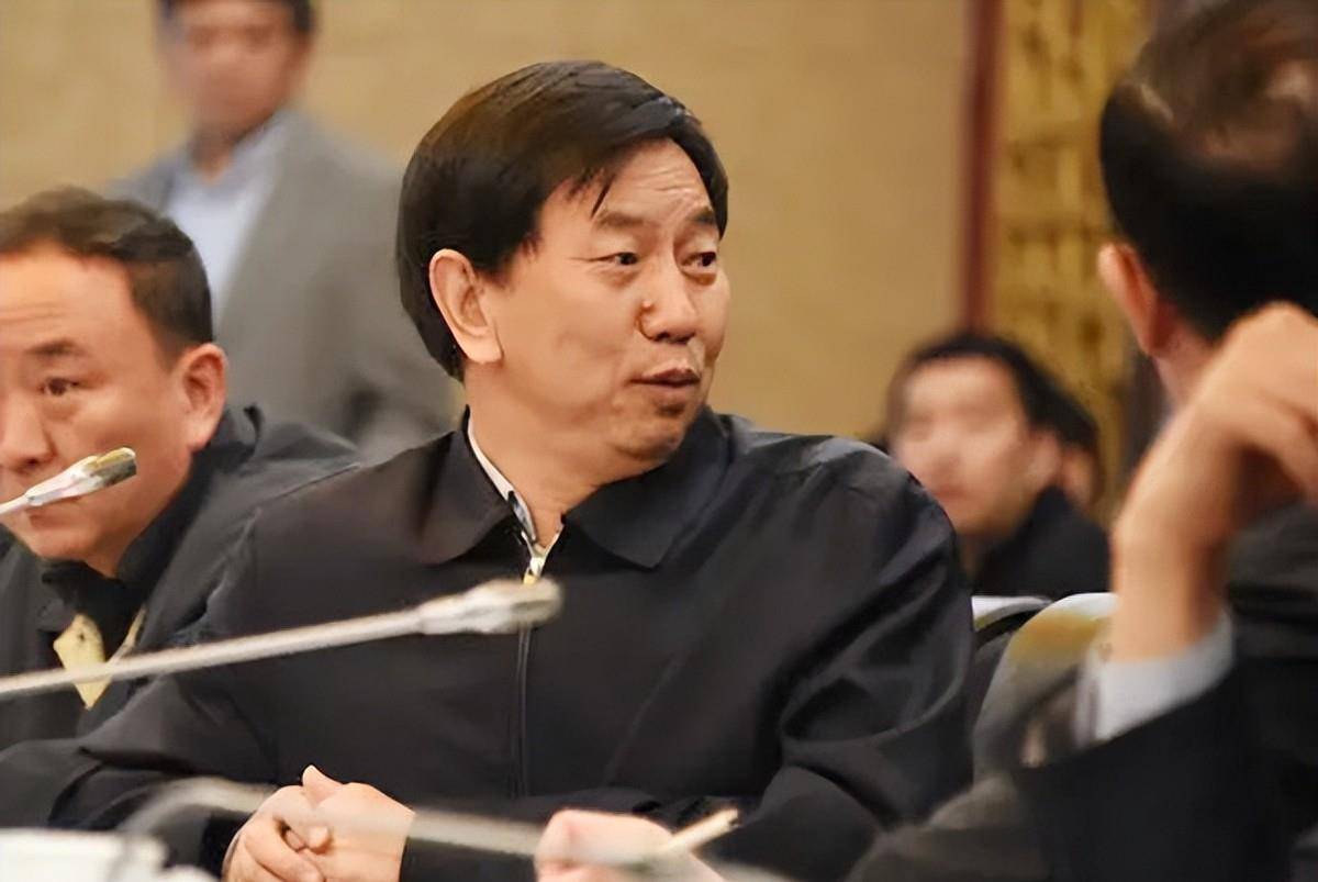 这当然是气话,缓了缓,耿彦波又说,大同需要的是能干活的人,而不是你