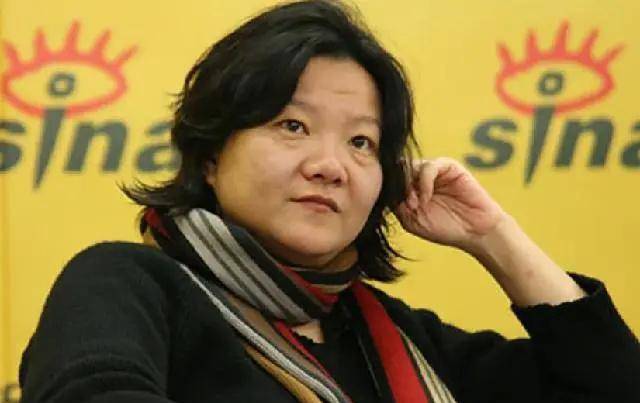 "名门痞女"洪晃:揭露上流社会的阴暗面,他们有多虚伪?