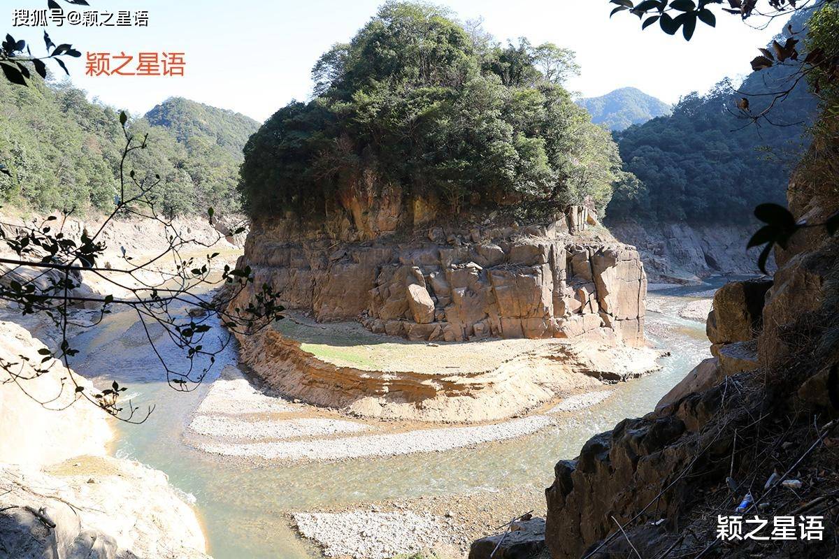 從丁家村後的古道,可以翻山再下山,到達柏坑水庫之上游.