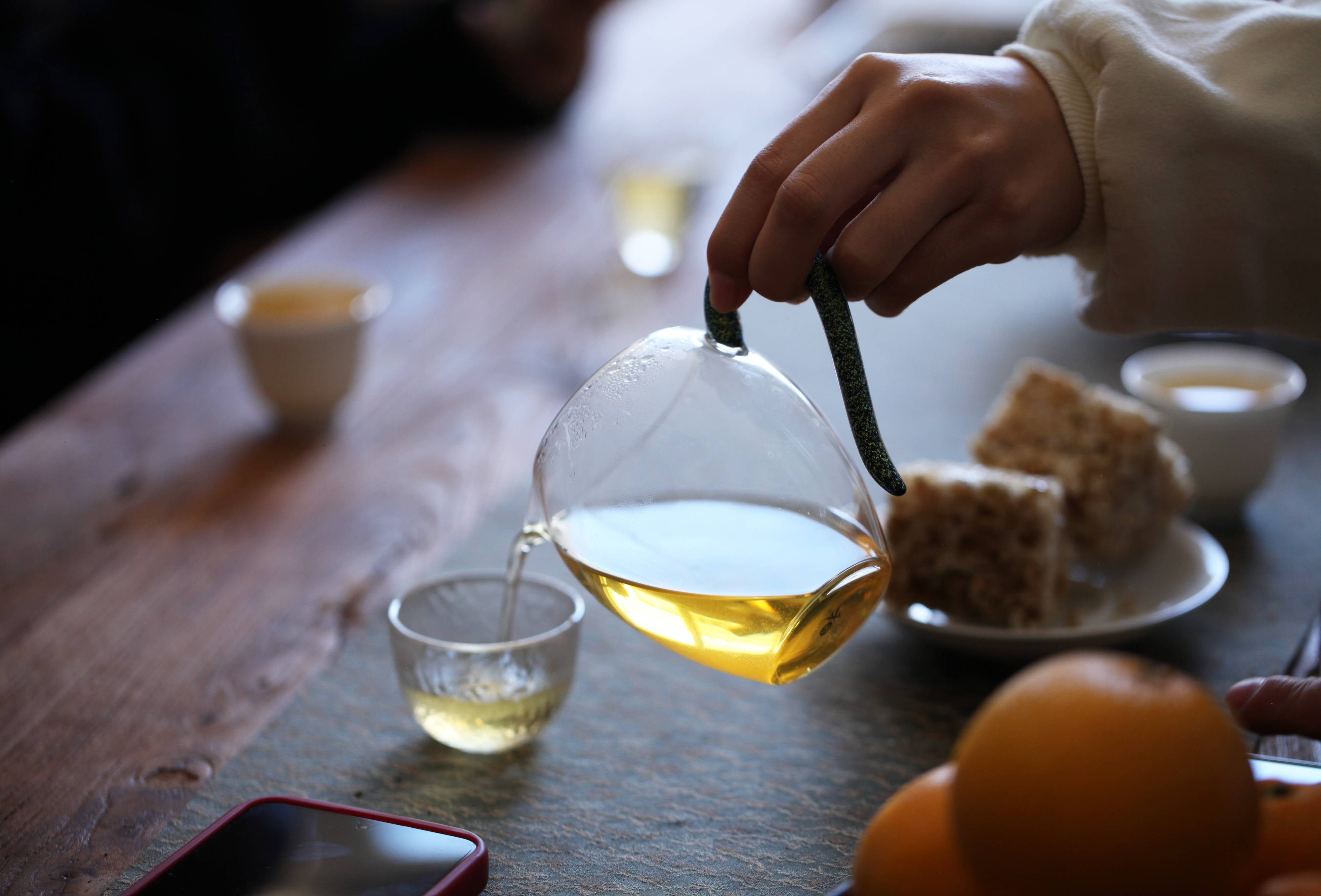 围炉煮茶,让年味更浓!_氛围_热气_家人