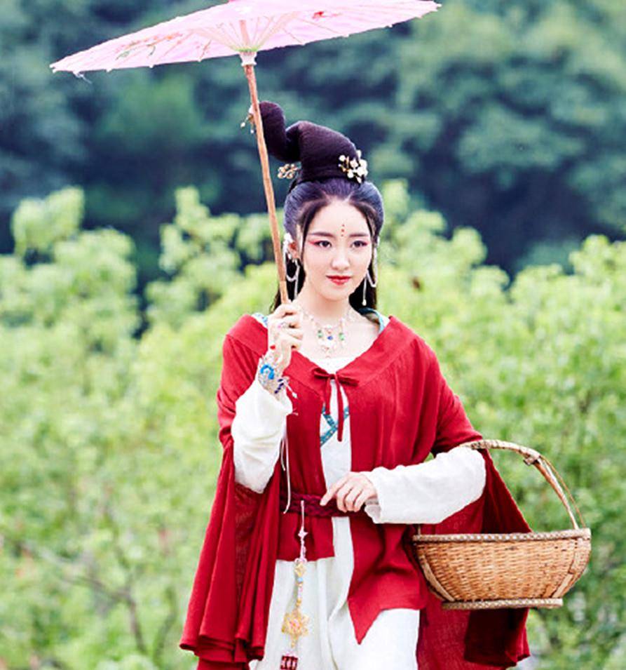 "林有有"张月古装造型曝光,妖娆妩媚似妲己,怪不得许幻山如此着迷