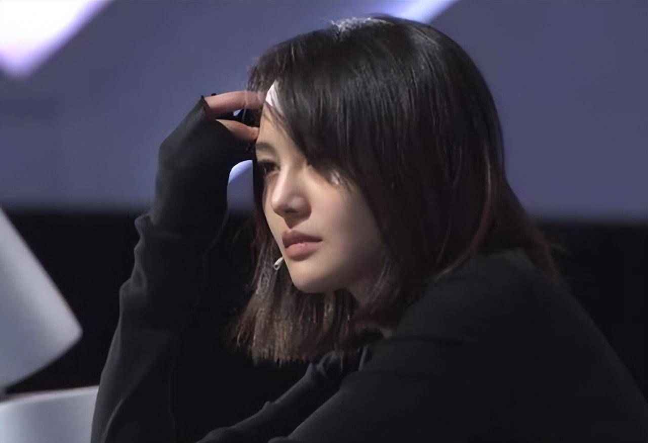 张恒状告郑爽虐待儿女,称孩子害怕见妈妈,网友:醉翁之意不在酒_视频