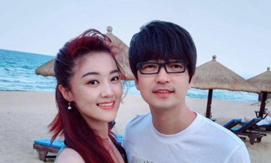 看徐子崴和王小玮的关系,难怪王小海被顶替_搭档_九月_朋友