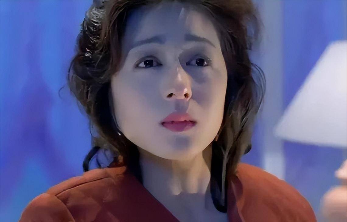 港片中名噪一时日本女星今昔,中山忍容颜依旧,西协
