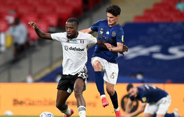 英足总杯:德比郡vs巴恩斯利,布里斯托尔城vs斯旺西_成绩_赛季_英甲