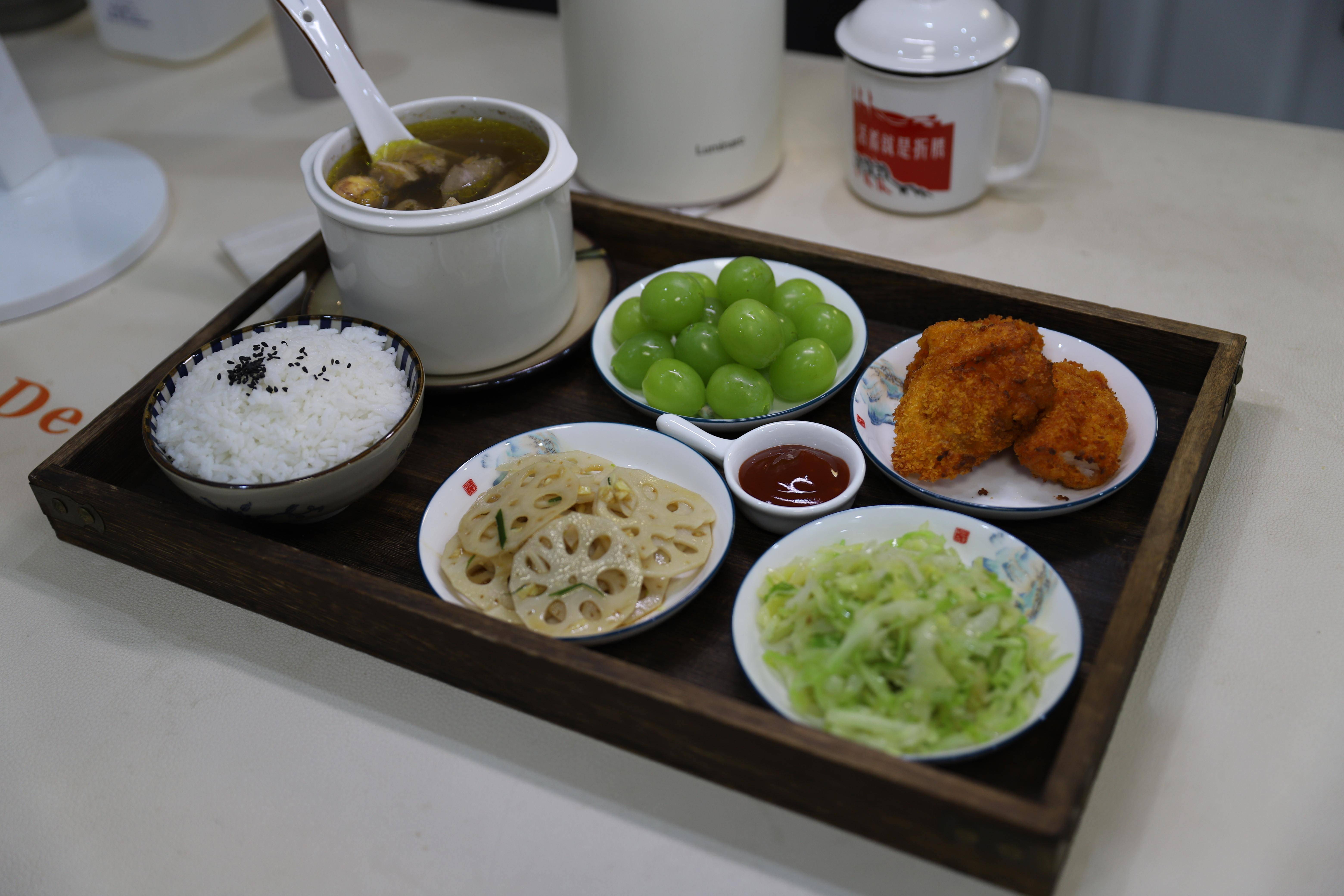 春节放假,孩子的正餐这样吃,营养丰富美味可口,吃多