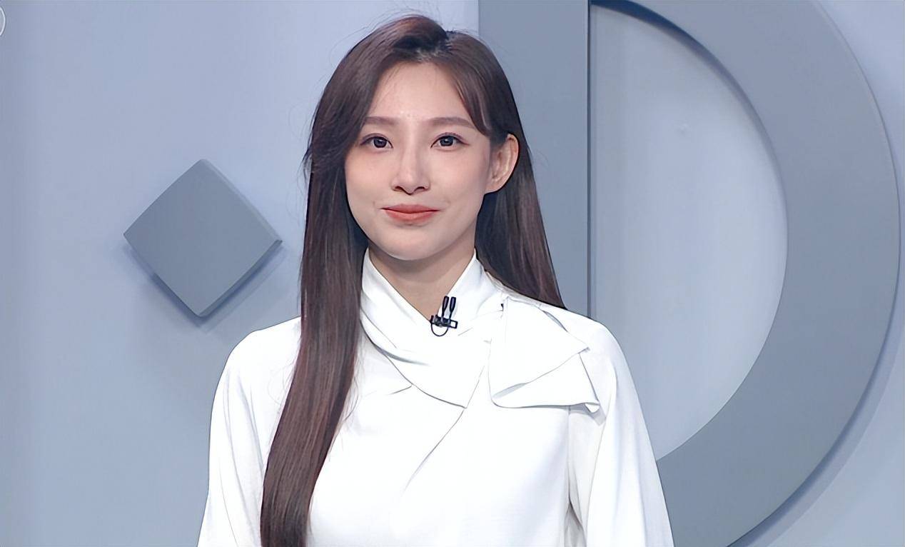 完成世界杯巡回赛,连续举办春晚,球迷直呼很美_马凡舒_节目_能力