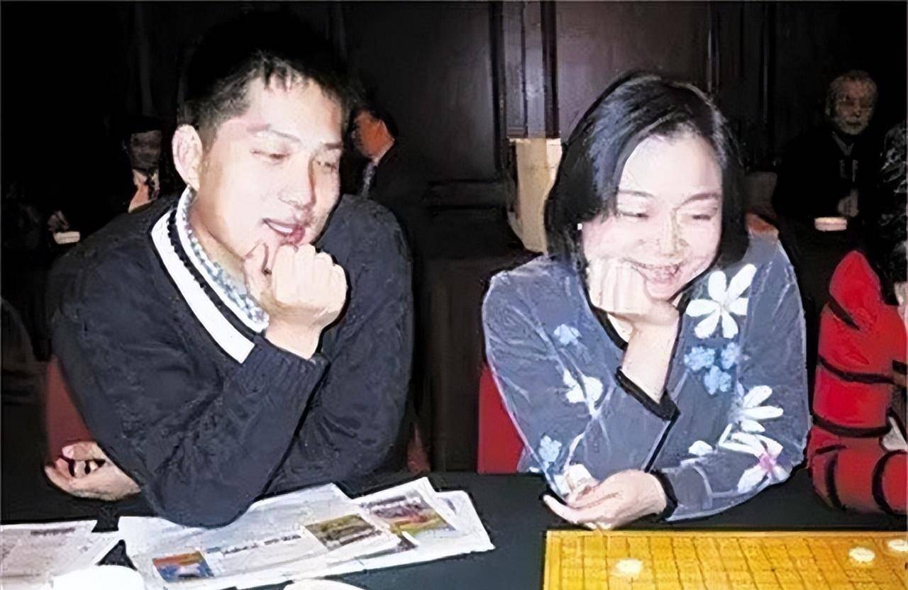 原版"围棋王子"常昊:不顾导师反对,娶了比自己大8岁的二姨,现状如何?