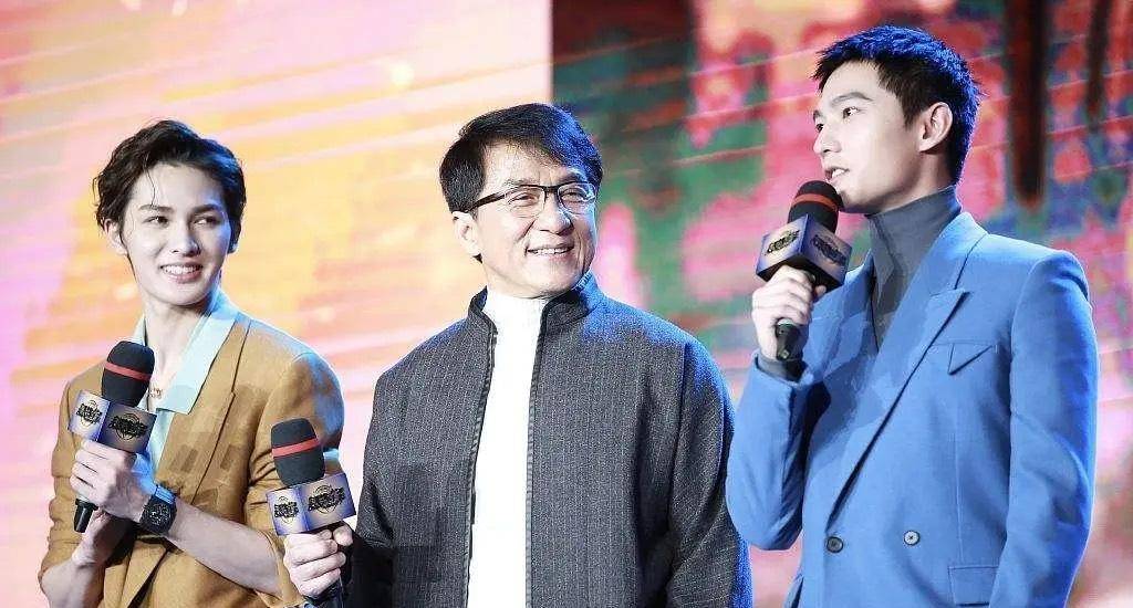 由杨洋,成龙主演的《急先锋》豆瓣评分只有4.