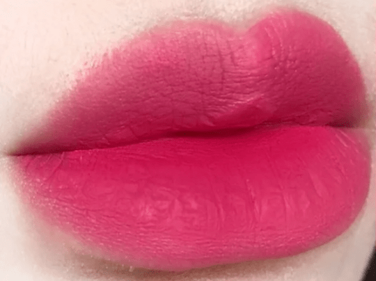 2023年流行色口红,开启你的非凡之年_洋红色_颜色_质地