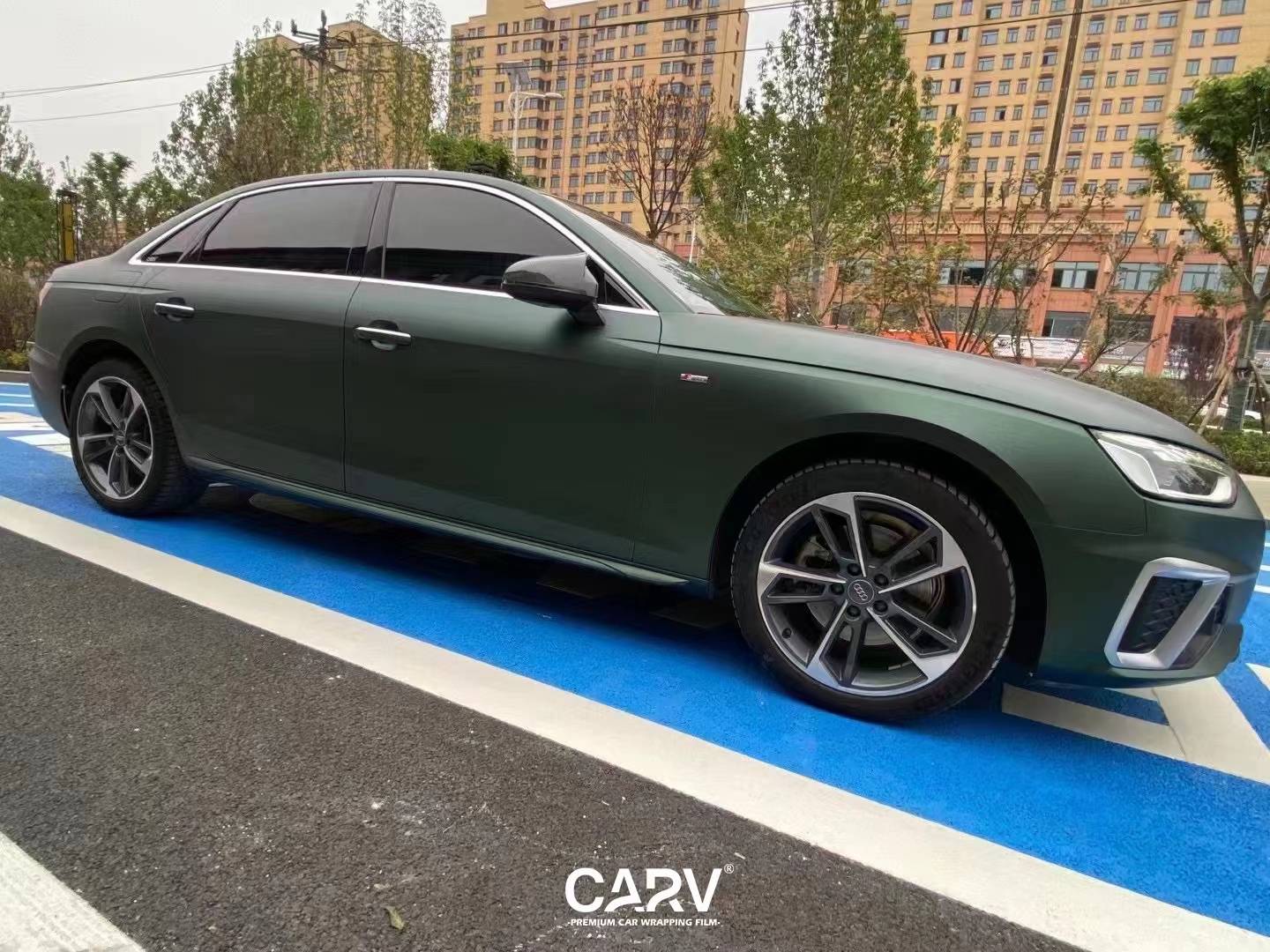 奥迪a4l卡孚改色膜超哑金属墨绿,独特而又复古_搜狐汽车_搜狐网