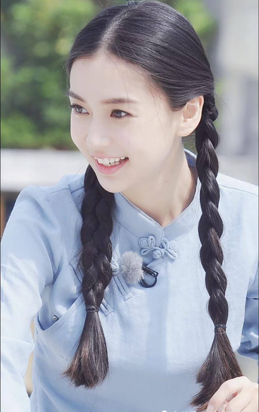 女星国民造型大pk:杨紫清纯,杨幂唯美,古力娜扎养眼,唯独她最经典!