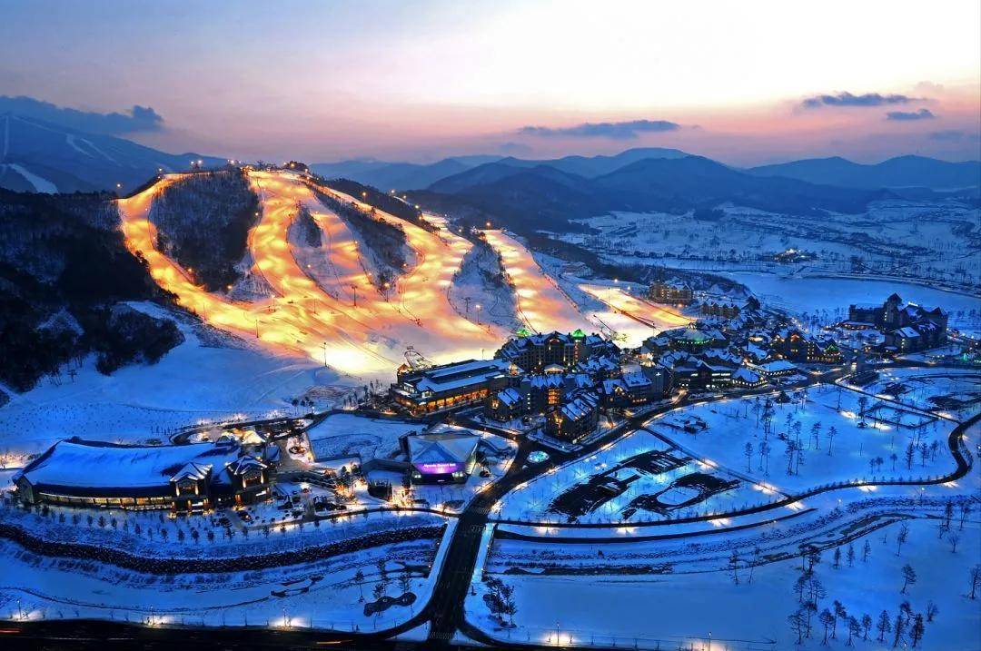 滑雪季:冬日必去的冰雪城市盘点_首尔_惠斯勒_出发