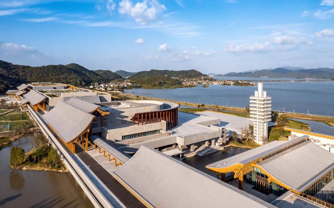 宁波国际会议中心望岚酒店不如带着家人来东钱湖团圆吧今年的年夜饭想