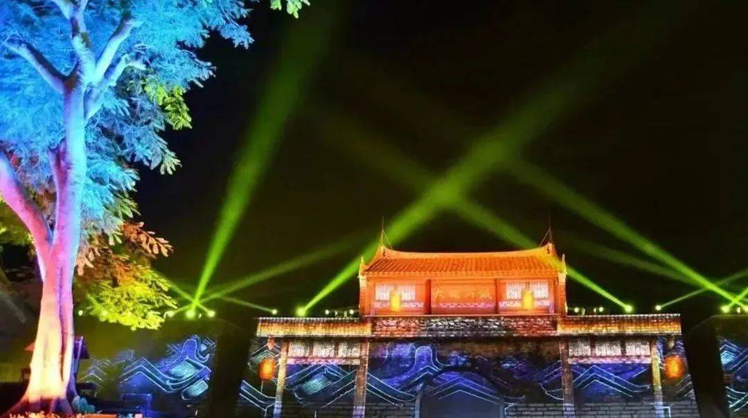 皓夜奇遇217件有趣灵魂，深圳最受欢迎地标来了！