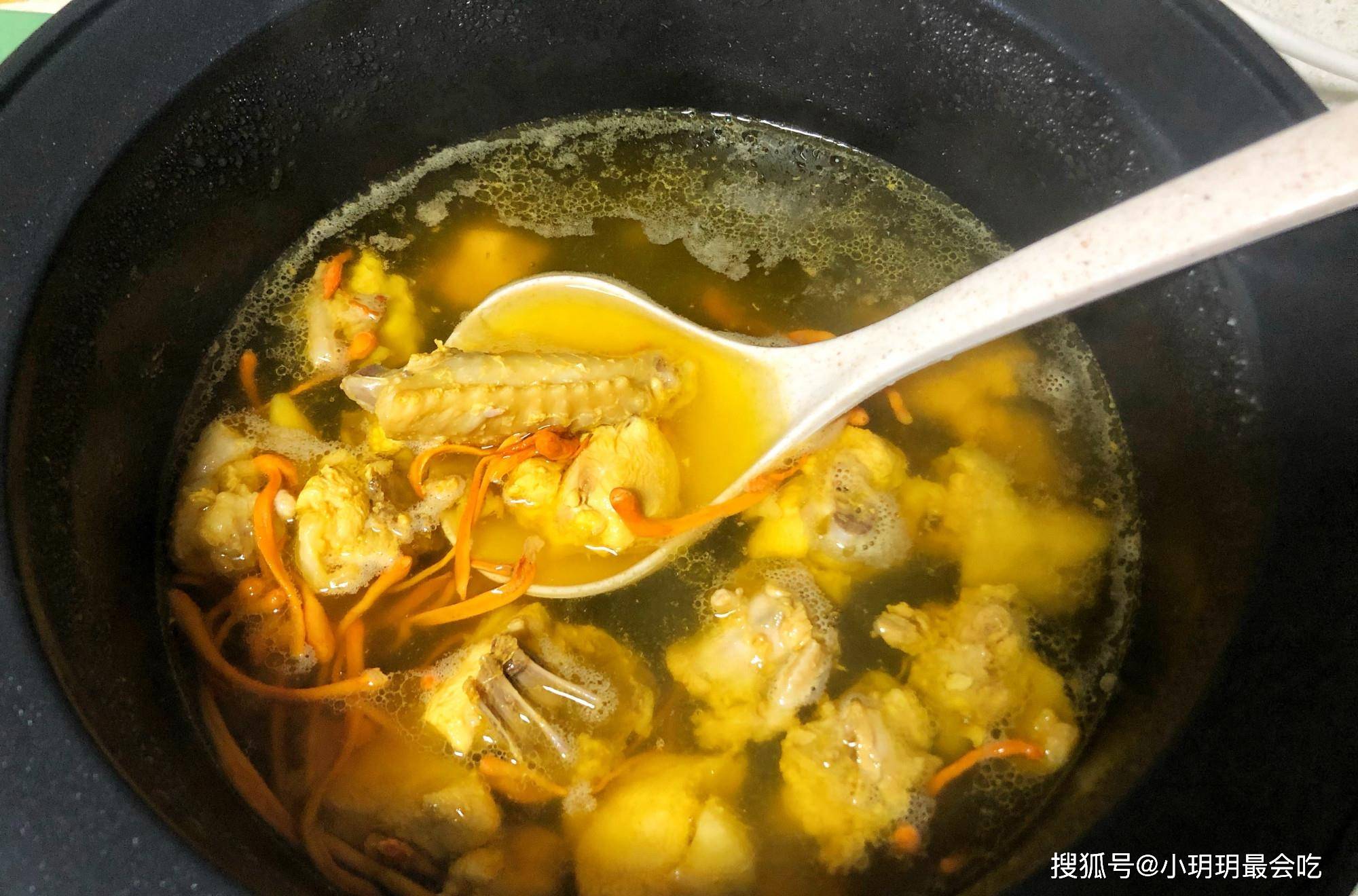 別忘了給家人喝這湯,味道好營養全,順利過夏天_蟲草花_雞湯_美味