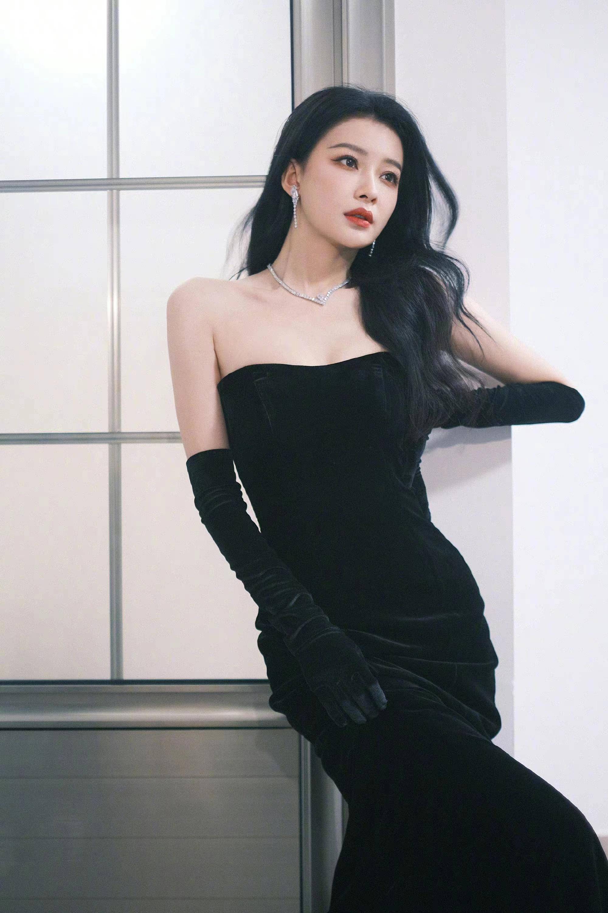 孙怡离婚后反而更贵气!