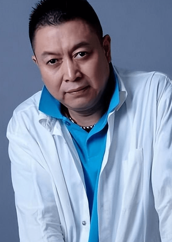 著名主持人王为念:有两次失败婚姻,搭档王芳是贵人,63岁仍单身_戏剧