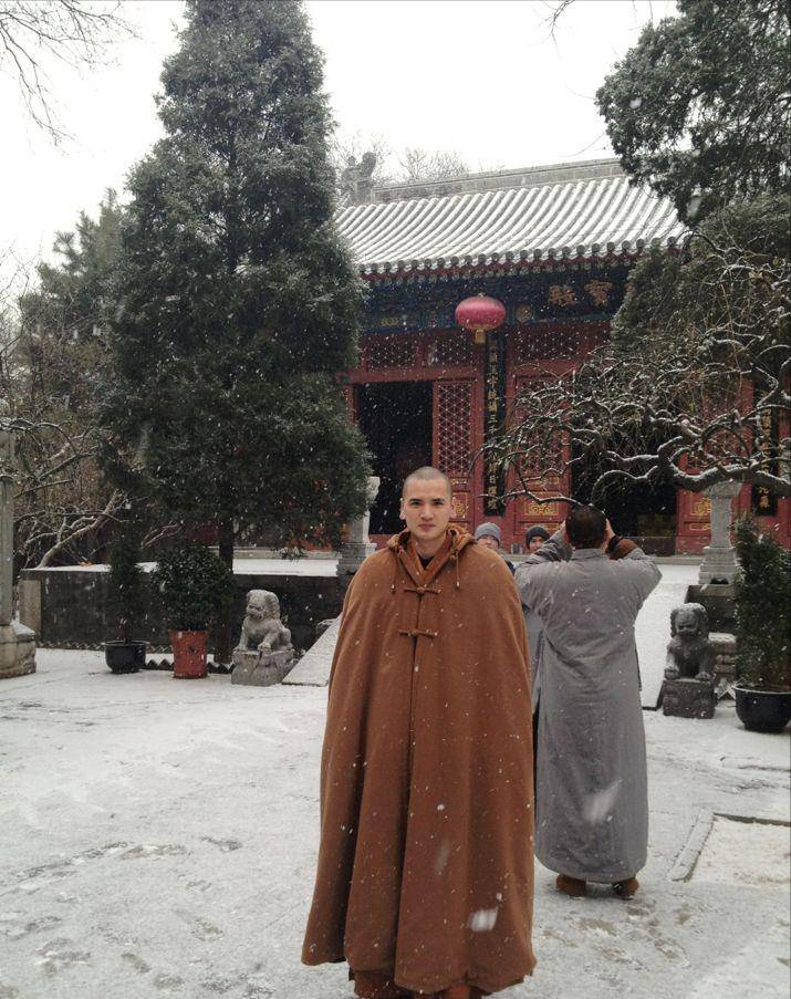 同年9月份,释明心通过自己的努力去到了中国佛教的