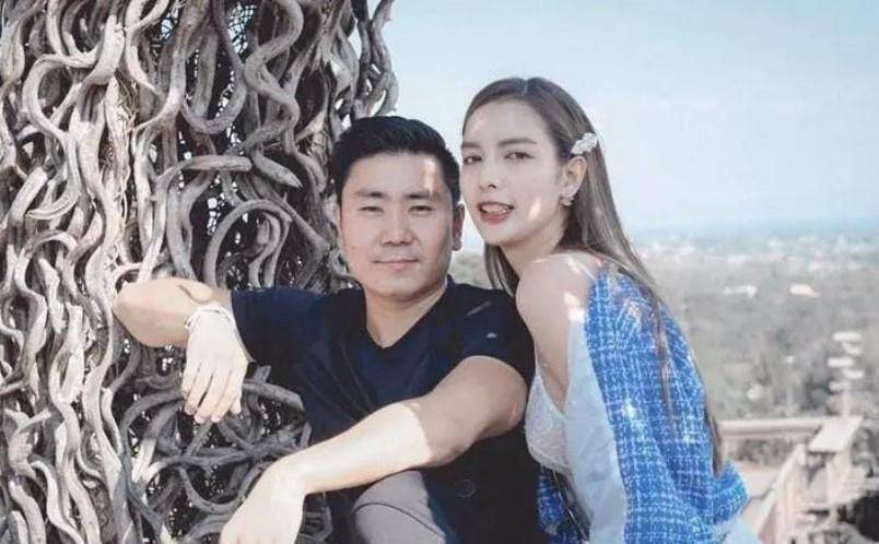 2015年北京小伙娶人妖,婚后放弃百万年薪定居泰国,如今称不后悔_鲍玺