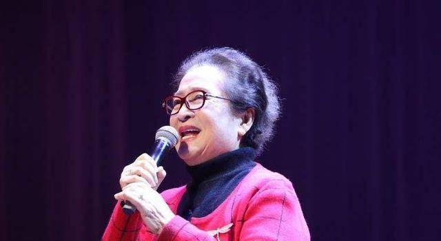著名女歌手在华山医院抢救无效身亡_任桂珍_上海_胡歌