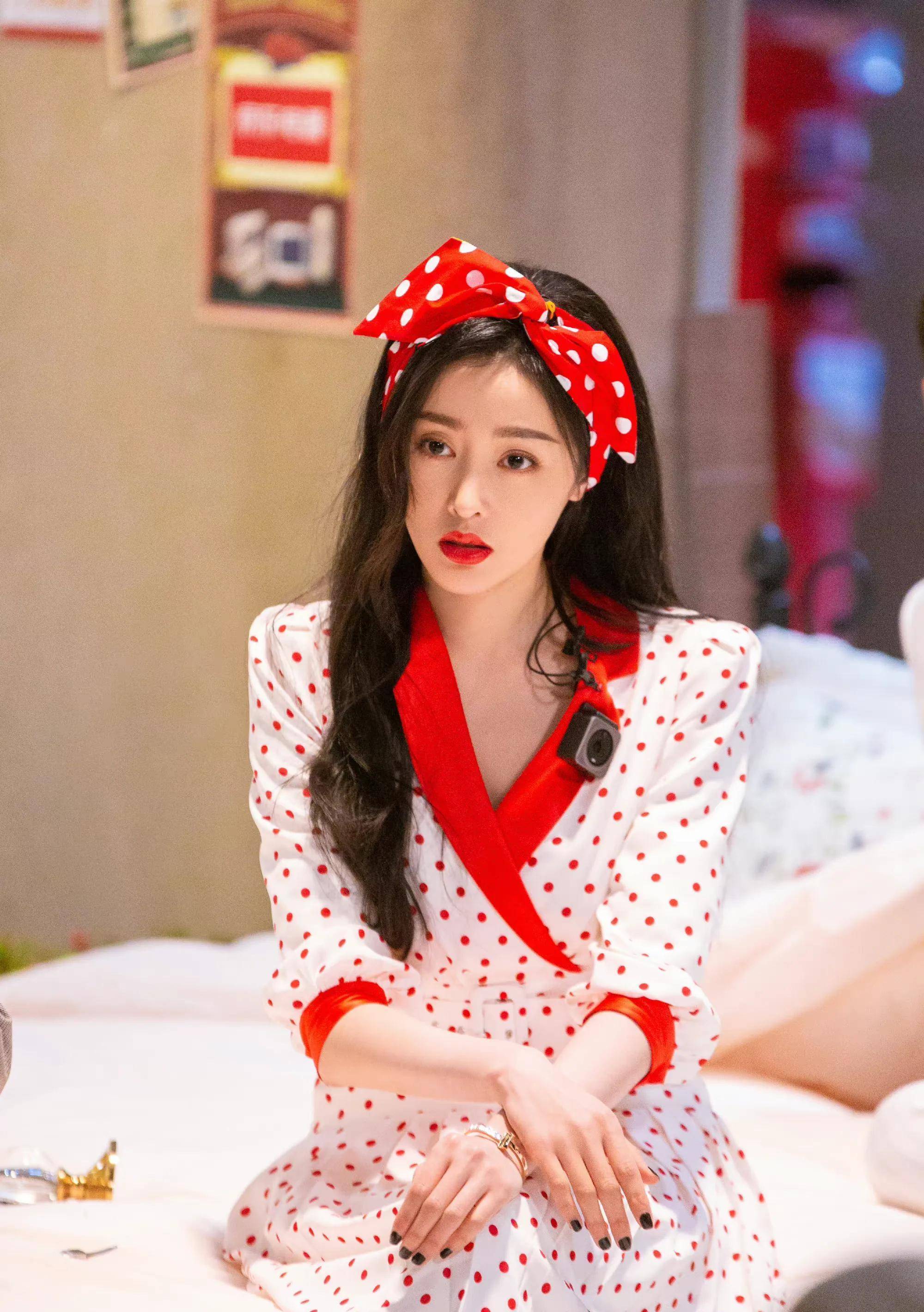 张天爱真的是绝美身材_sixta_小爱_美女