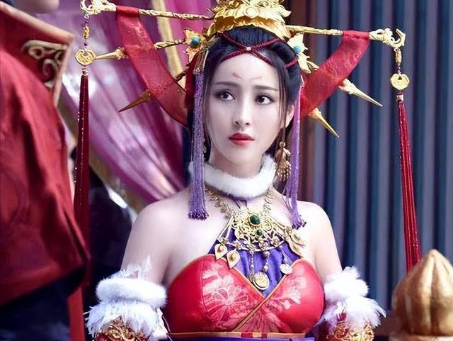 郑业成22岁出演漫改剧,张静初饰演的女帝太惊艳,黑白无常神还原_李