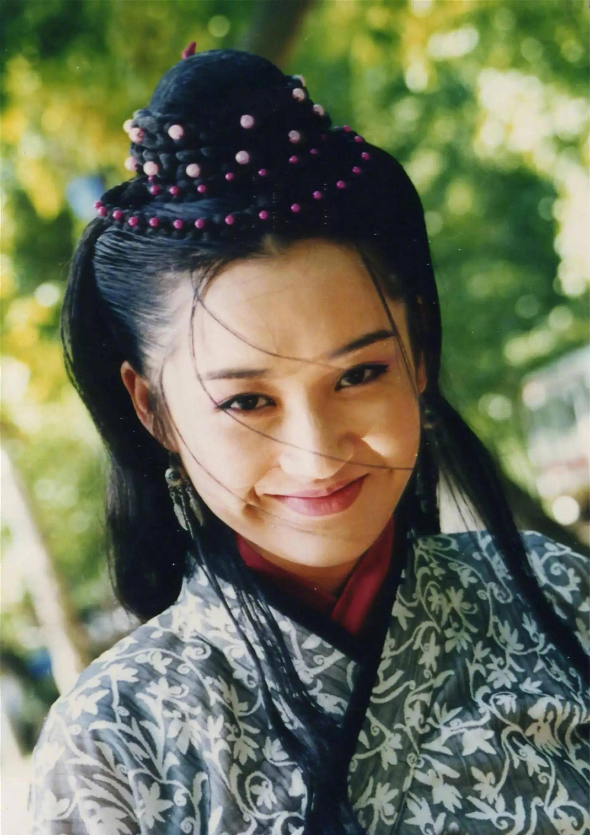 影视剧里的许晴身材有多好,网友:时尚万种