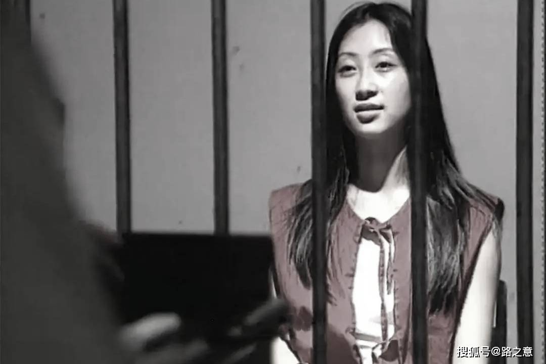 父亲把女儿捆起来干 
