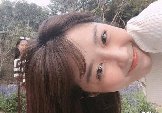 新一代萌系教主邵雨薇,偶像剧出身的实力派,闲不住的女艺人_演艺圈