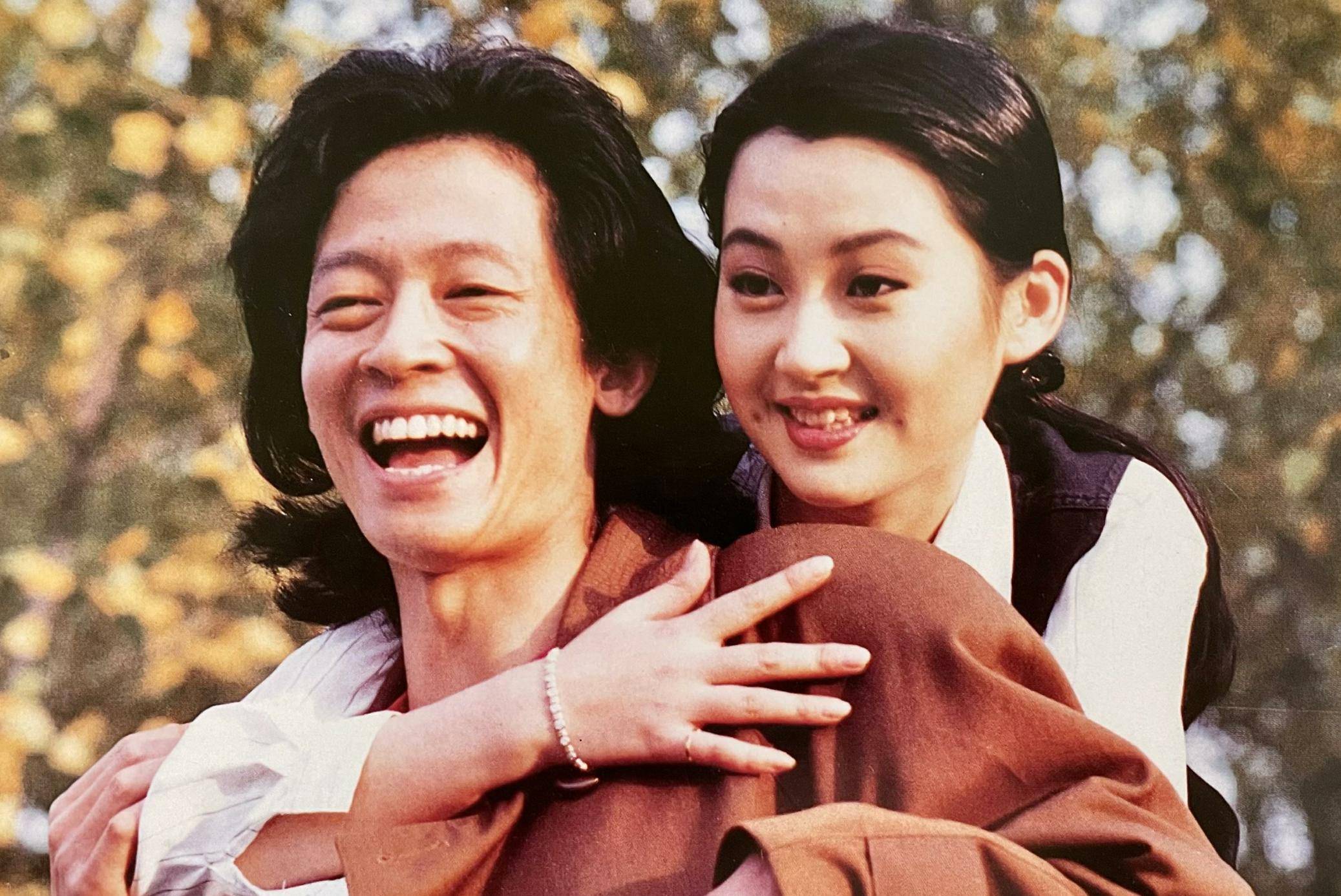 他俩要一起演到80岁,相识30年,王志文和江珊不是夫妻胜似夫妻_徐帆