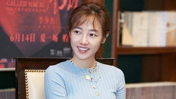 白百何疑似新恋情曝光和大学同学张思麟在一起了?_绯闻_老婆_张蕊