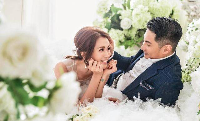 39岁冯媛甄与富豪老公多次起争执,生气逃回娘家,婚姻状况引猜测_夫妻