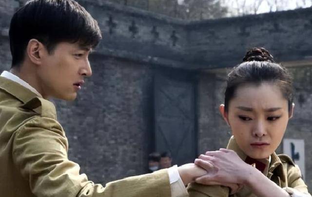 和忠诚彼此,这种忠诚和信赖是建立的对彼此毫无保留的牺牲和成全上的