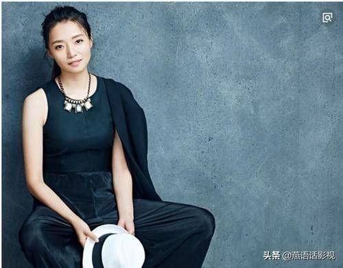 和李幼斌两次合作,一次饰演夫妻,一次饰演公媳,她都
