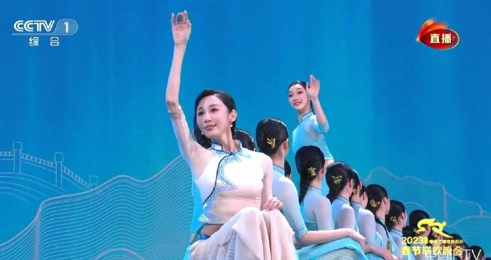 朱洁静春晚表演国风舞蹈节目 身姿曼妙画面超美-搜狐大视野-搜狐新闻