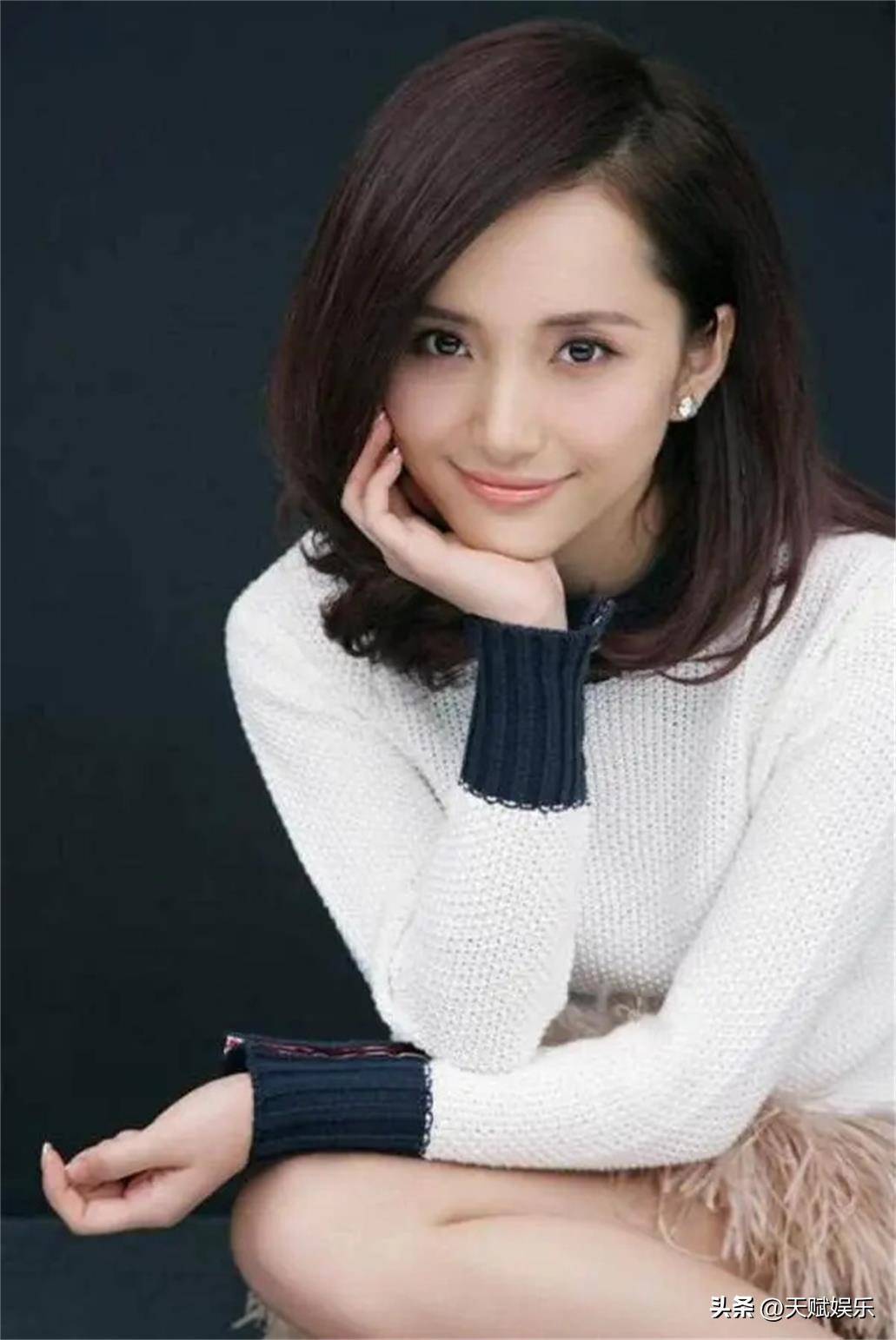 《职场是个技术活》电视剧中饰演田小雨的女演员肖雨雨写真_交流_网络