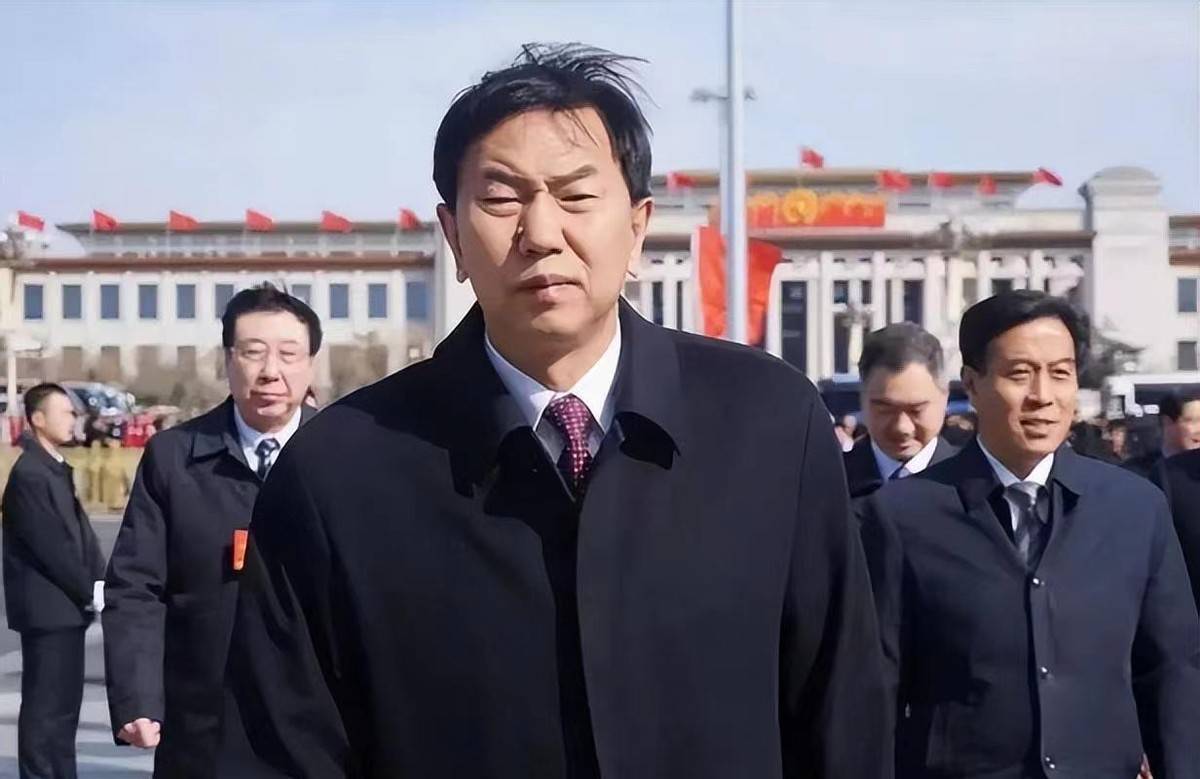 最受欢迎市长耿彦波,堪称现实版"达康书记",才学履历都不简单_耿公