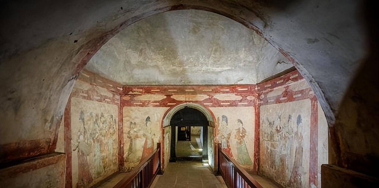 揭秘:武则天墓为何千年来无人敢盗,40万兵马都挖不动?_梁山_陵墓_中国