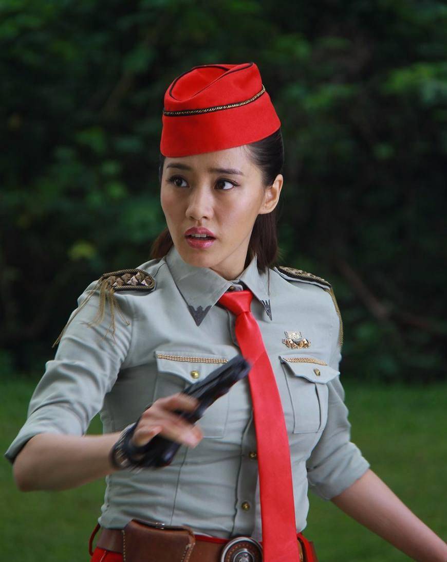 "秋雅"终于演女一号了,可惜被编剧坑了,网友:败好感_王智_卫视_角色