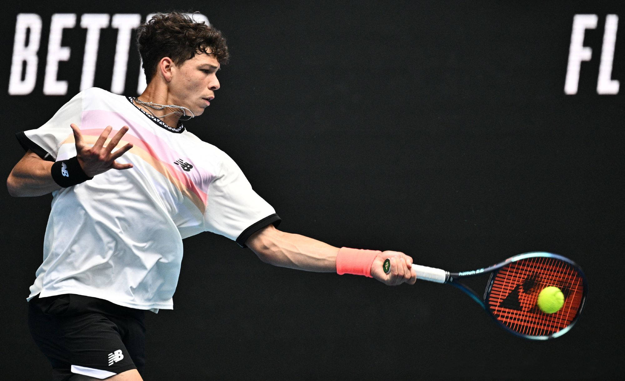 战胜张之臻后打入澳网八强,大黑马谢尔顿到底是什么来头?