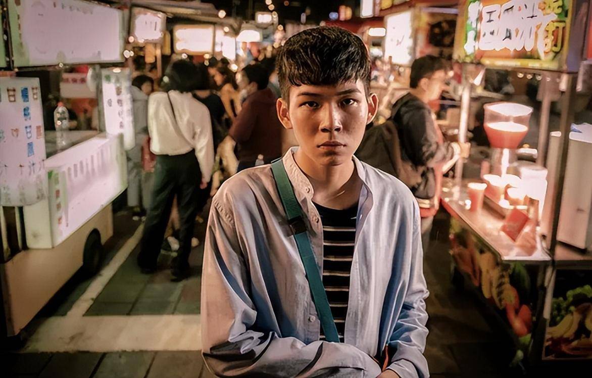 该死的阿修罗:不在沉默中恋爱,就在沉默中随机杀人_詹文_阿兴_vita