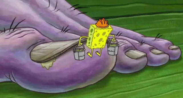 海绵宝宝:当他缩水变成小人后,帮顾客清理身体污垢,吃饭勿点!