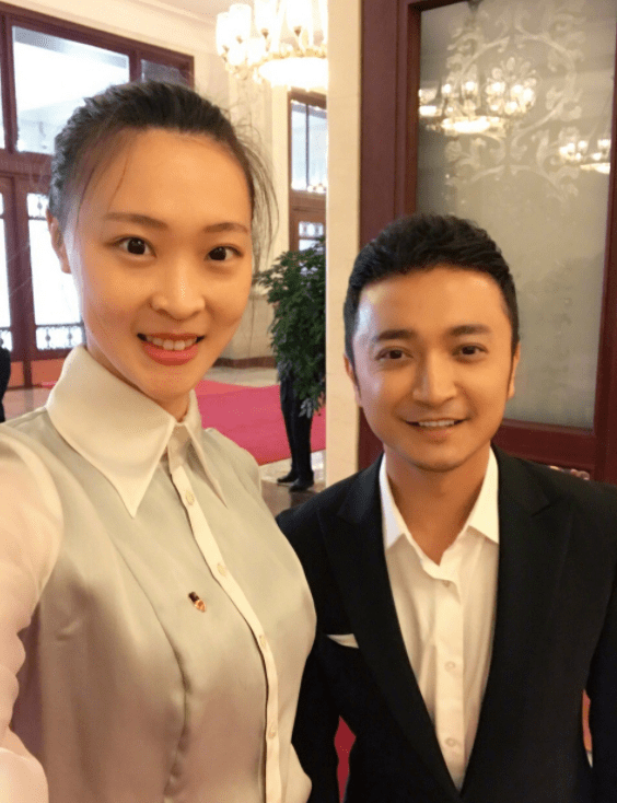 尼格买提：30岁娶帕夏古丽，结婚10年没有孩子，风光背后有心酸_比赛_父亲_热合曼