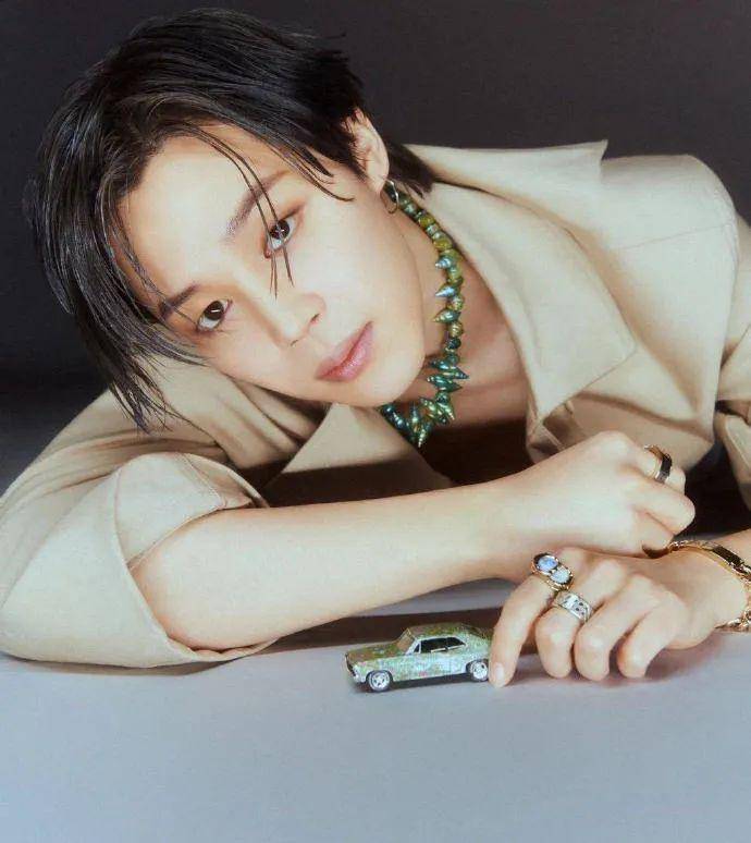 ive安宥真被选为fendi韩国大使ytn报道,exo完整体将在2月之后发表专辑