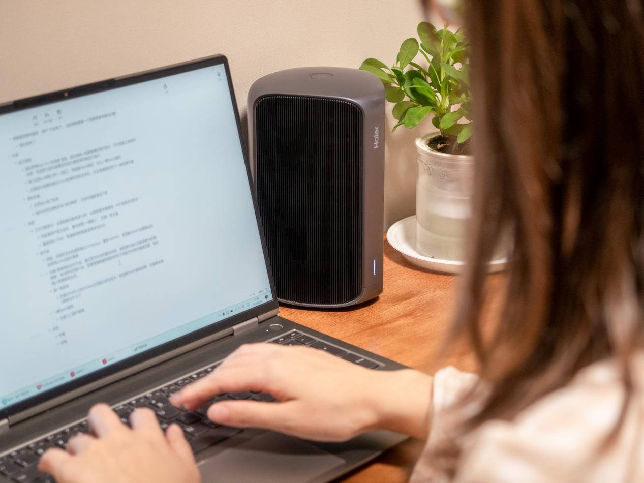 海尔 PalRouter AX3000 路由器评测:信号强、网速快,还能帮你“管”家电!