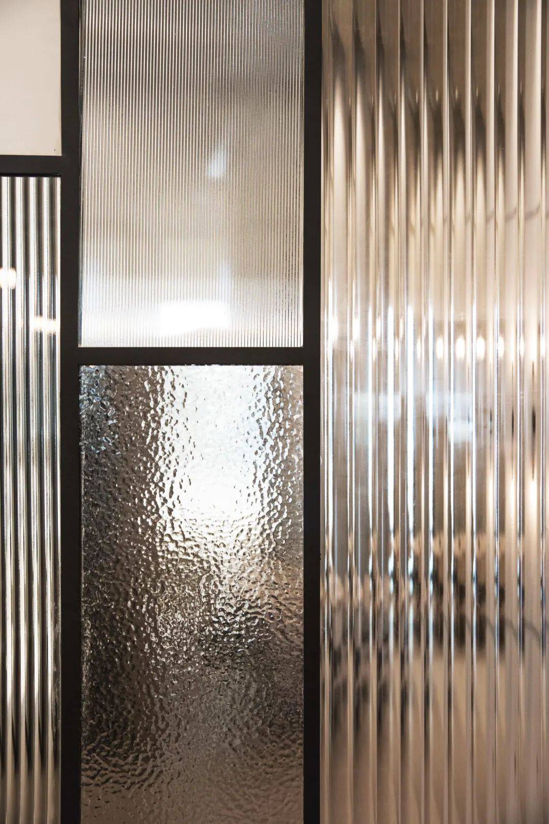 广东筑梦人谈谈高颜值压花玻璃——绝对时髦的家居元素_空间_效果